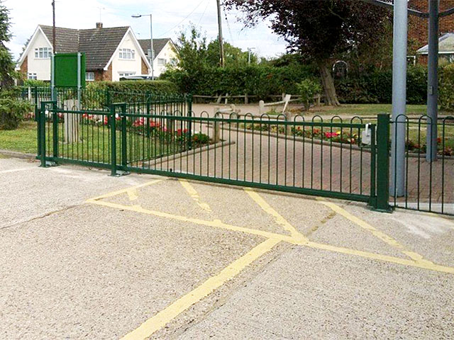 sliding gates in Essex